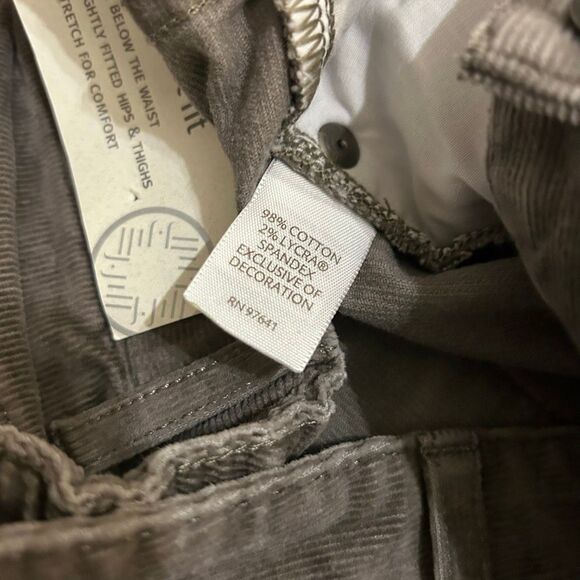 SOLD - Picture 4 of 8